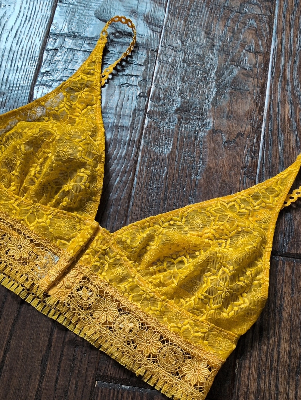 FREE PEOPLE INTIMATELY I Yellow Ella Sheer Floral Crochet Lace Bra Bralette, M